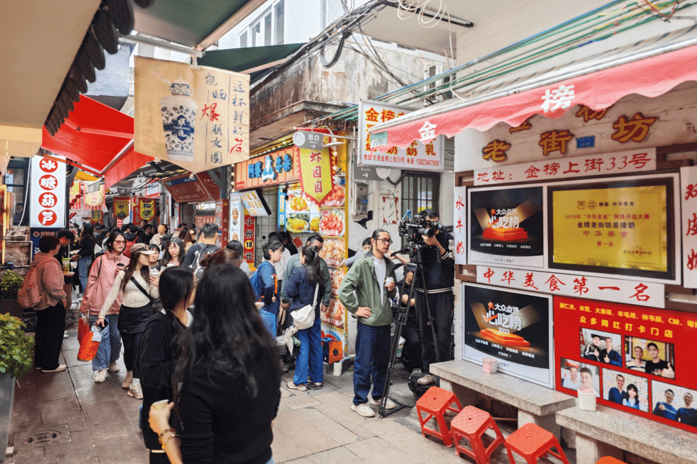 佛山这条街，千万吃货们的美食天堂