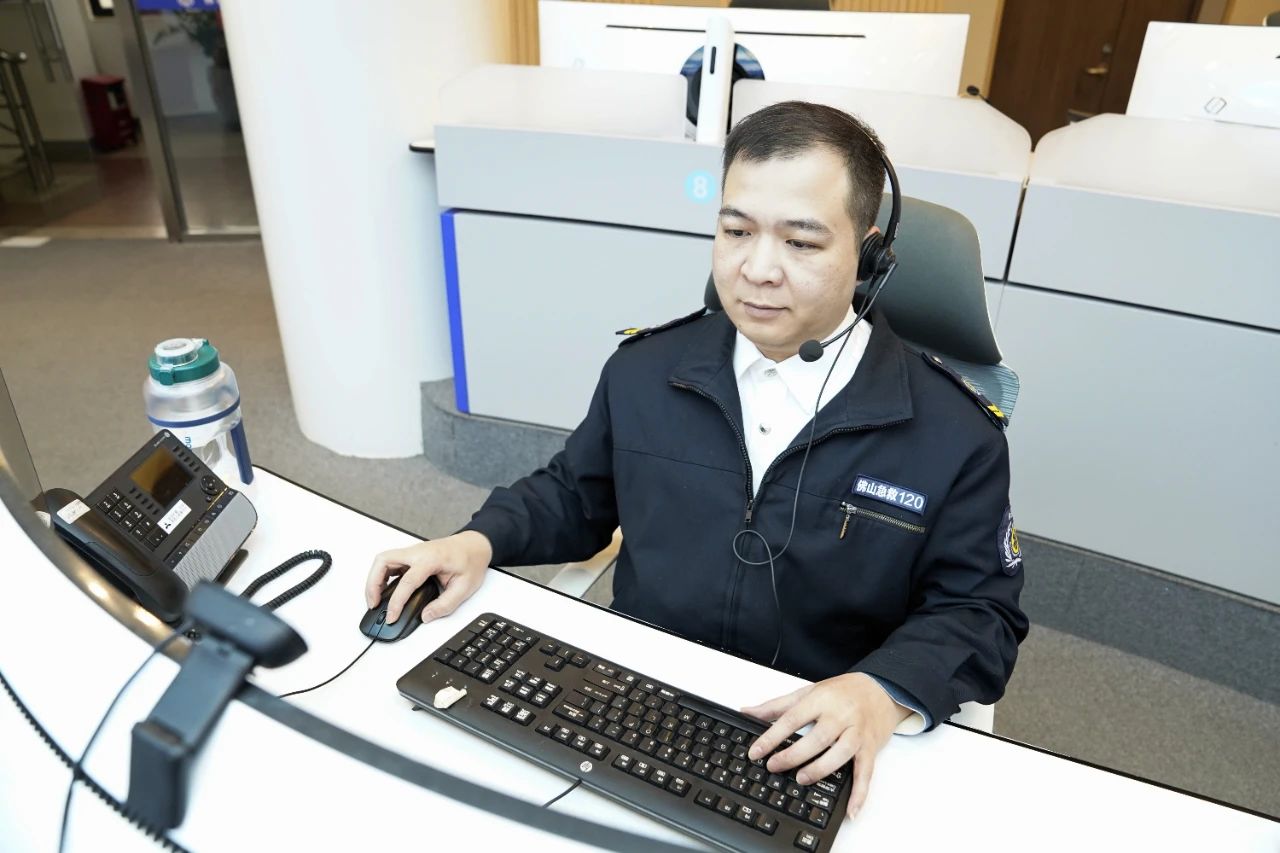 6岁学生运动后晕倒，佛山120调度员视频连线&ldquo;隔空&rdquo;救命