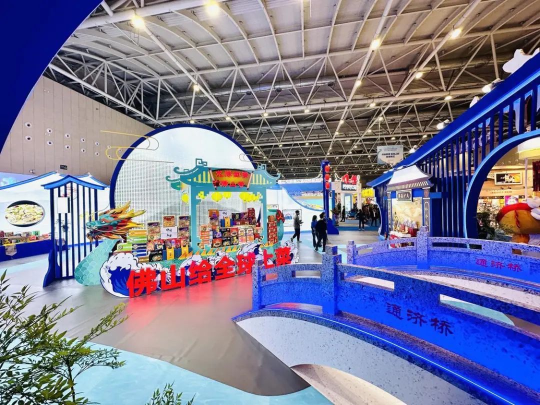 全球聚焦！三龙湾等你来&rarr;