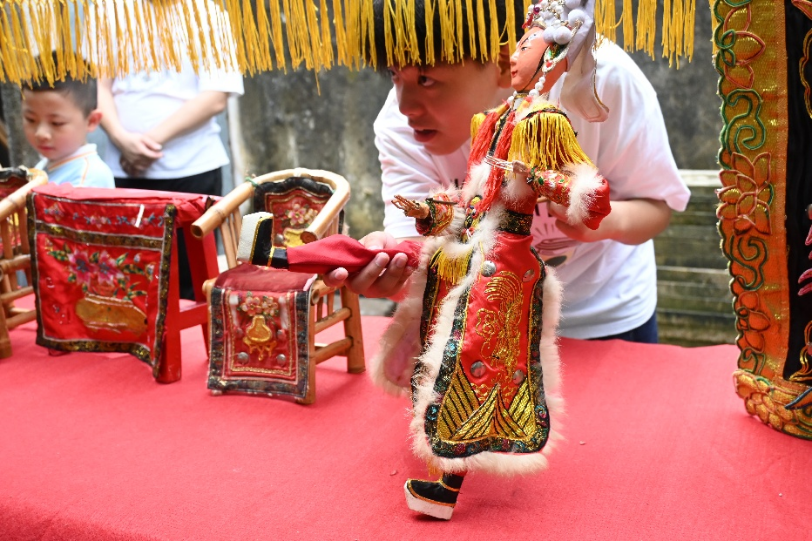 佛山大学法学院&ldquo;法润凤城&rdquo;实践队 | 探访铁枝木偶传承人，共探非遗新路径