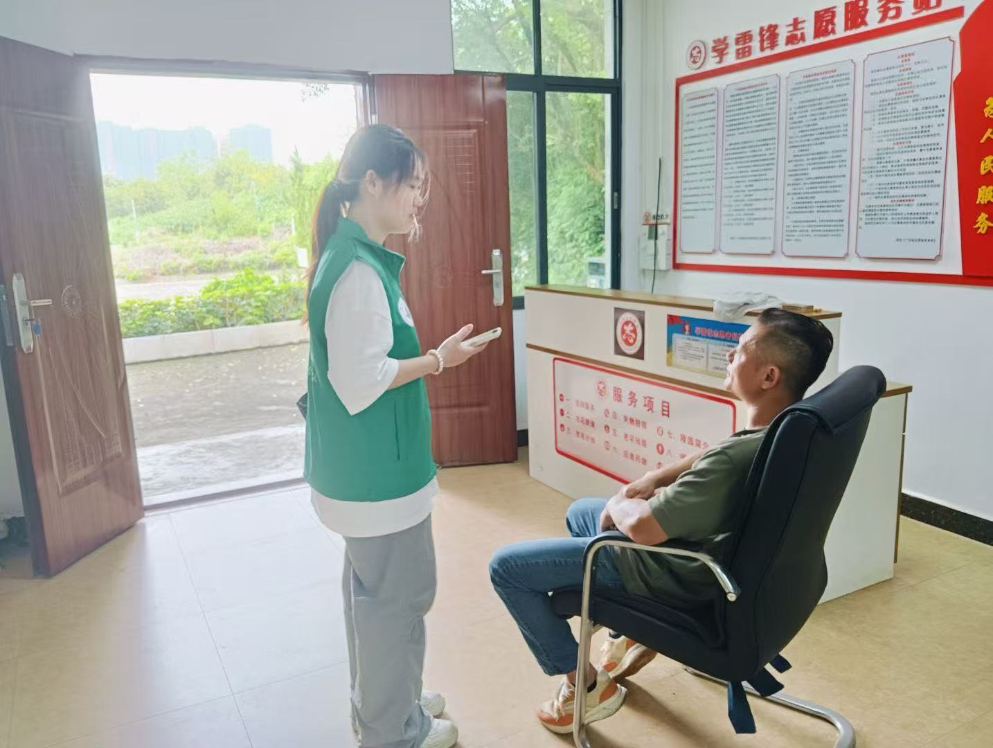 对话守陵人 传承红色魂