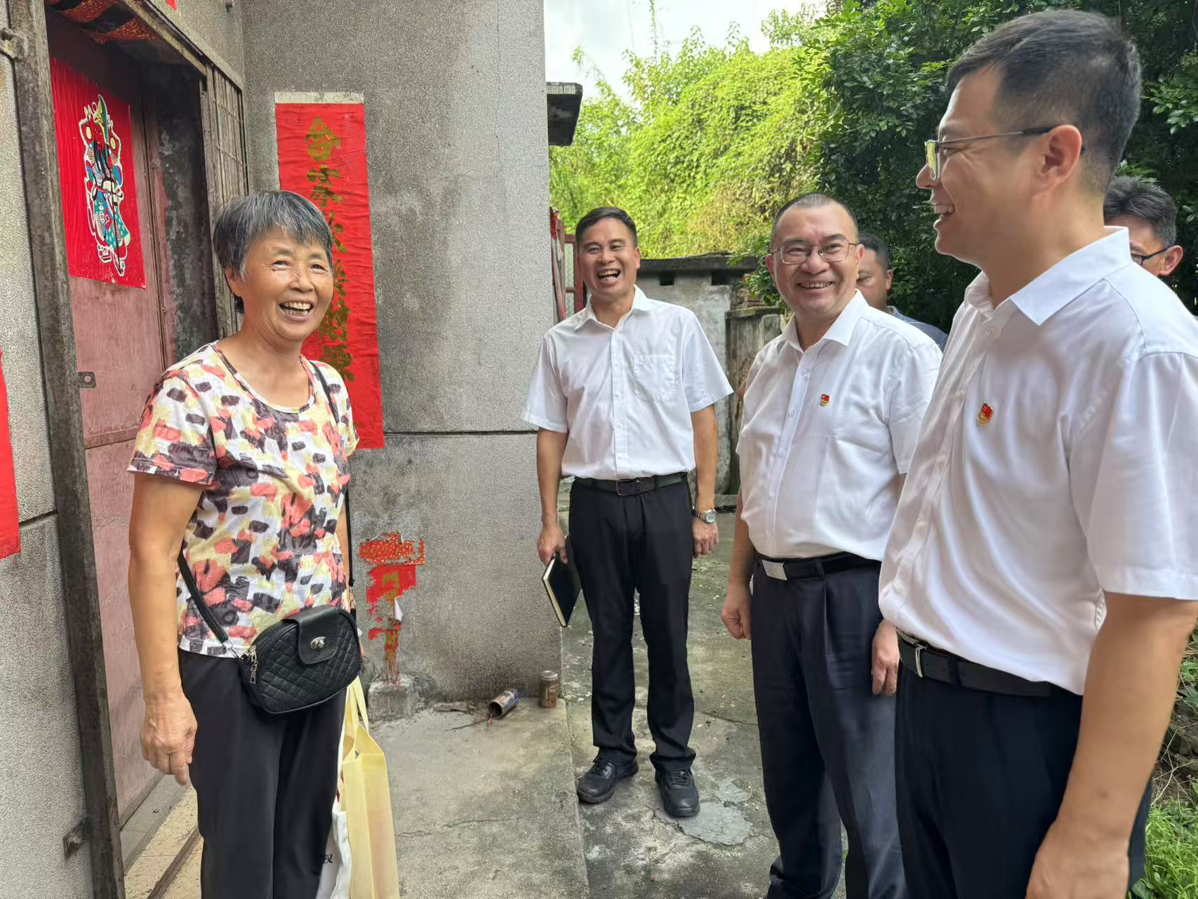 践行&ldquo;四下基层&rdquo; 用心服务群众&mdash;&mdash;佛山市信访系统组织开展走访慰问和进村普法活动