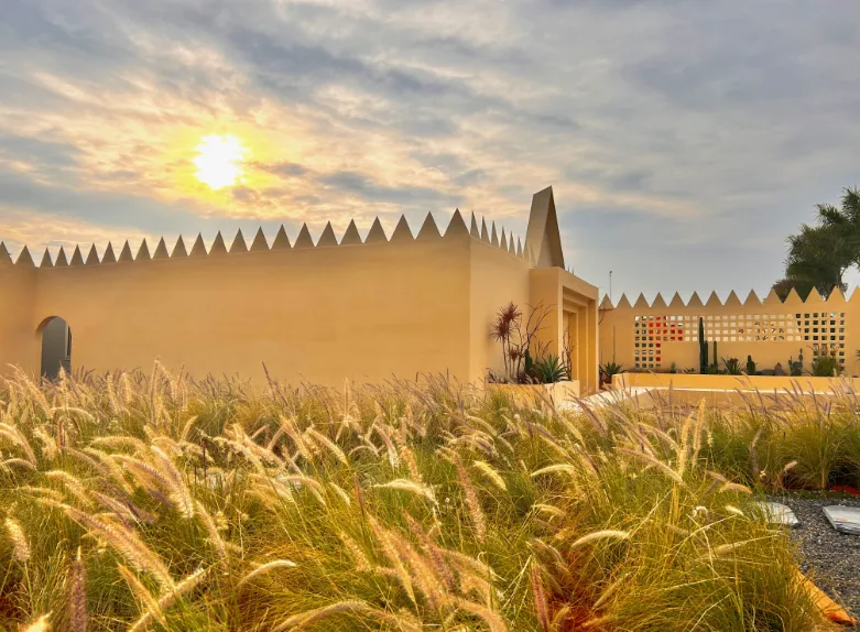 8000㎡！绝美霞光+梦幻瀑布！大沥古村惊现网红营地&rarr;