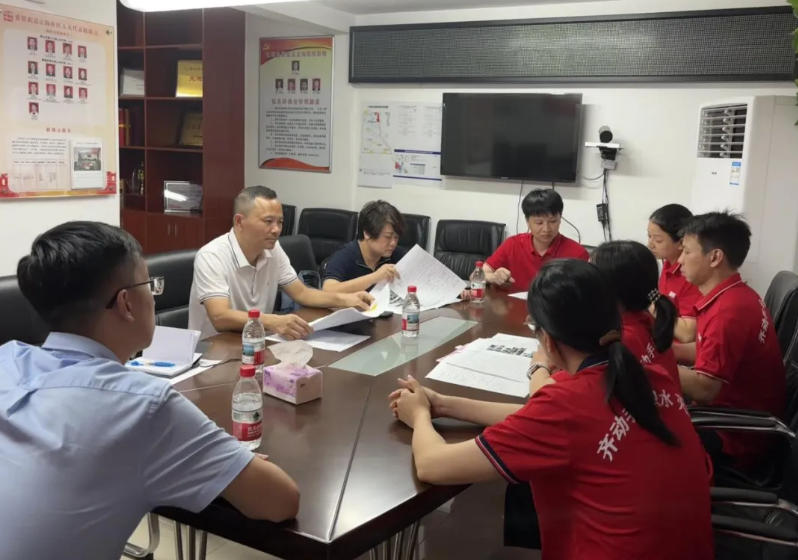 战高温 斗酷暑 灭&ldquo;蚊&rdquo;疫丨市应急管理局全体党员干部持续奋战基孔肯雅热疫情防控一线