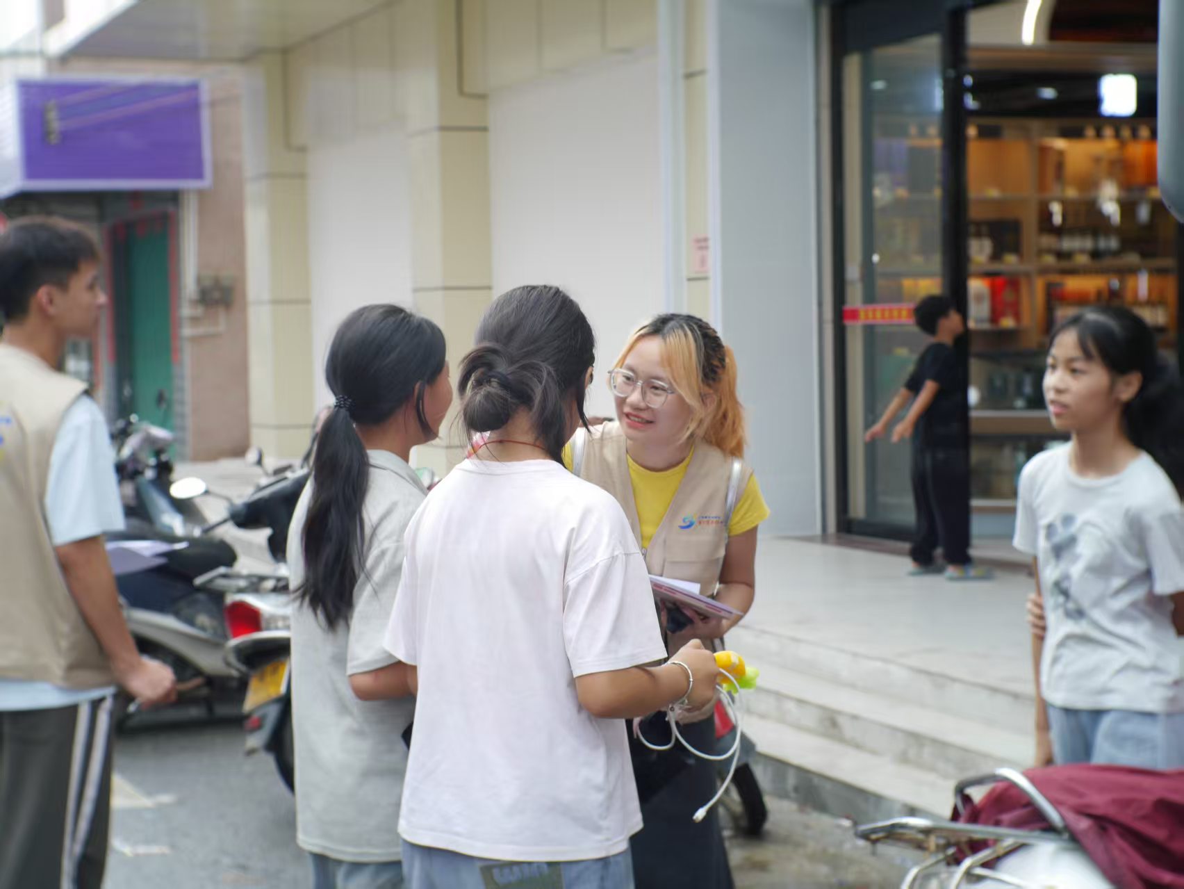 佛山大学创客实践团深入新兴天堂镇一线，聚焦农文旅融合助力绿美广东建设