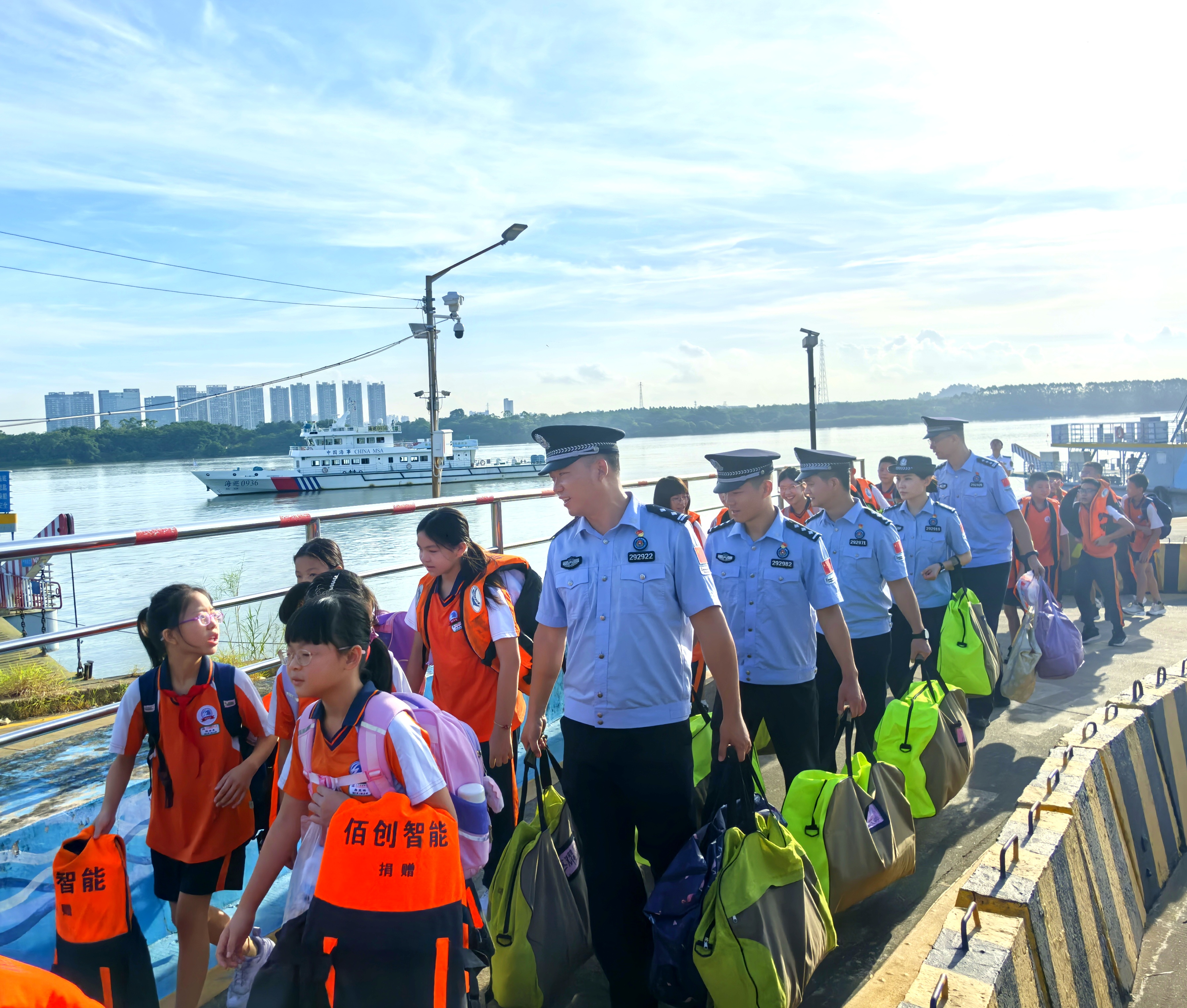 佛山边检十二载护航海寿学子，警校共建传承抗战精神薪火