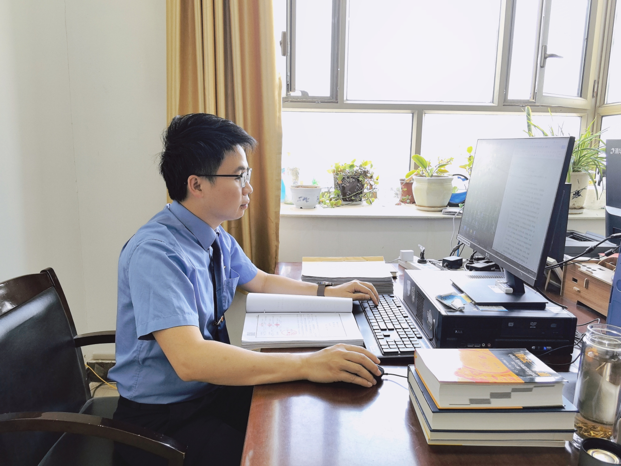 告别岭南，向西而行：检察官的五千里援疆路丨佛山政法先锋⑱