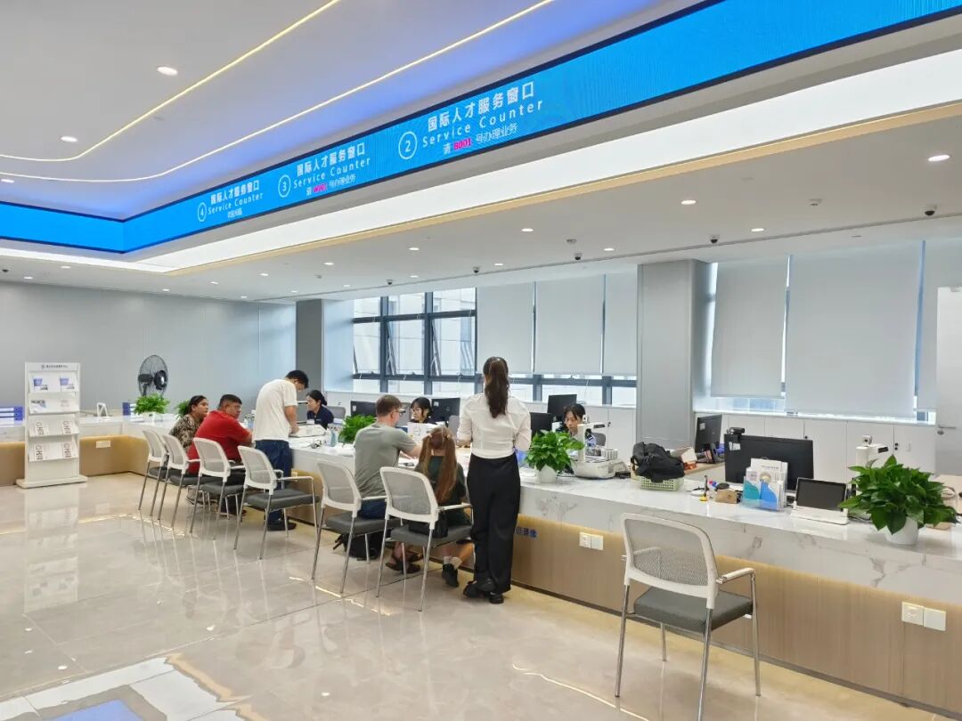 &ldquo;省时又方便！&rdquo; 佛山外国人来华工作&ldquo;一件事&rdquo;服务获点赞