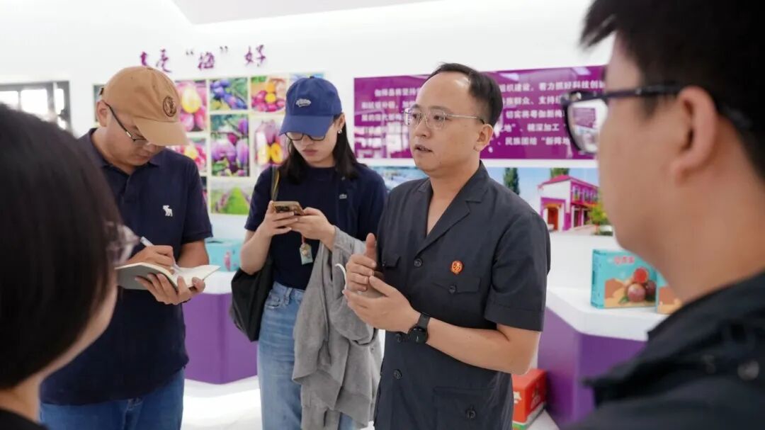 一位佛山法官的援疆情：让法治之花绽放新彩丨佛山政法先锋㉛