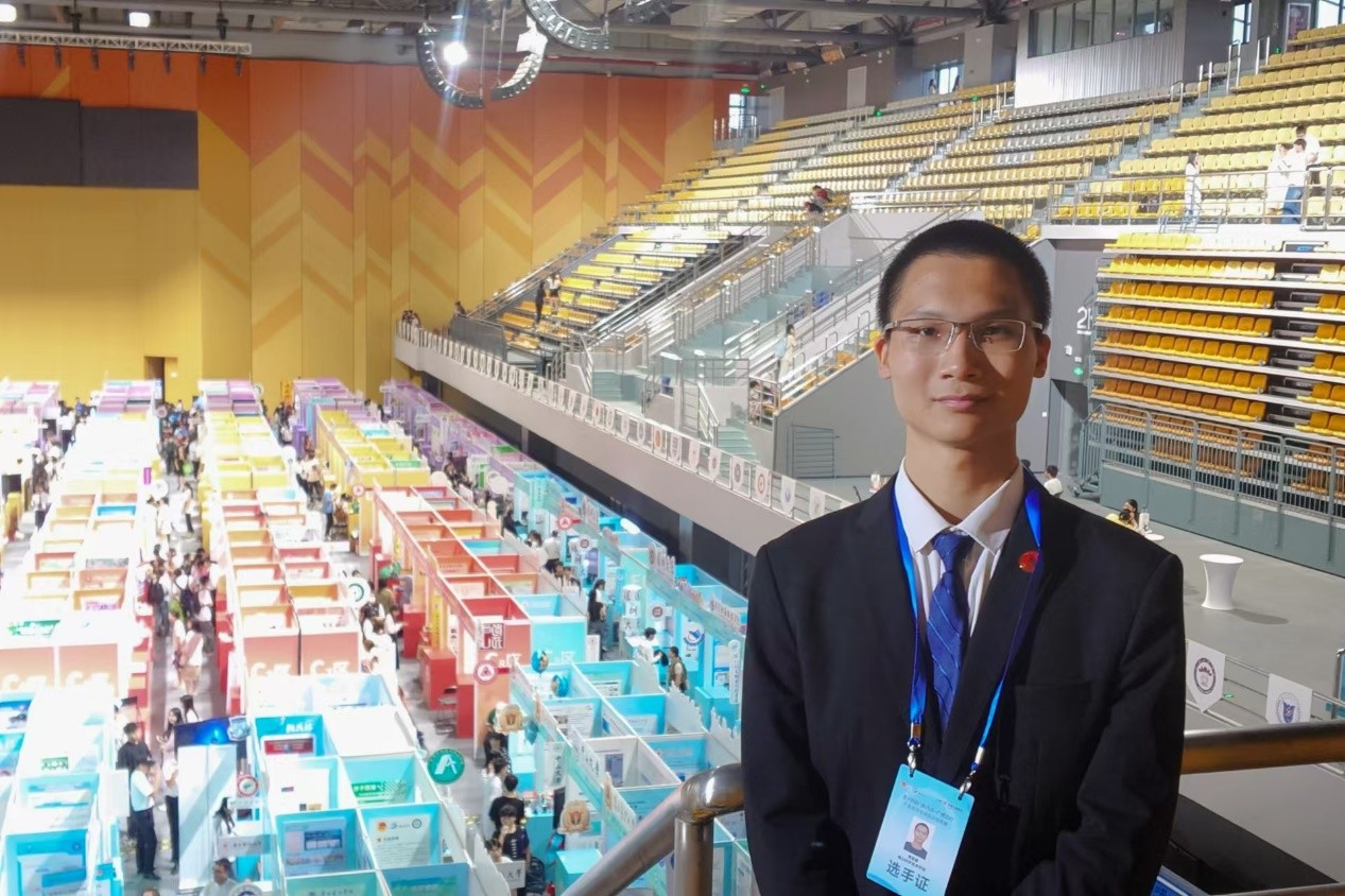 &ldquo;易&rdquo;表人才 | 材能学院傅思德：追光笃行践初心，科创沃土育英才