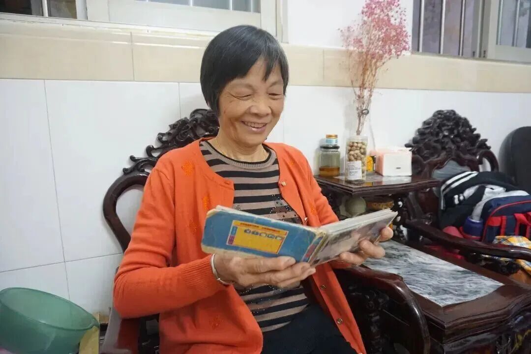 20多年，4个素不相识的孩子，她的选择看哭无数人