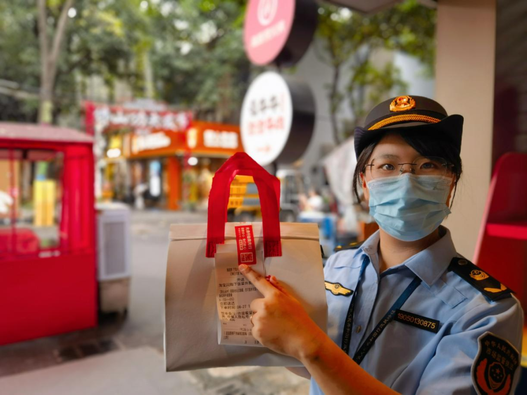 小封签大宣传！外卖这张贴纸，禅城率先&ldquo;卷&rdquo;起来了！