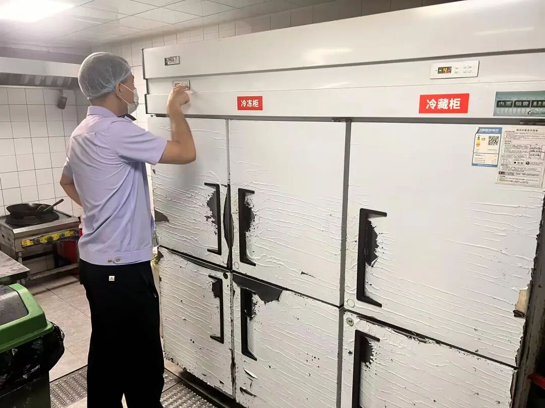随机查餐厅 | 三水市监拧紧网络餐饮&ldquo;安全阀&rdquo;守护群众舌尖安全