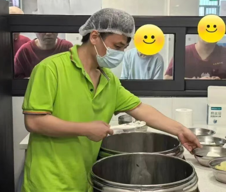 &ldquo;终于有身份证了！&rdquo;南海区救助站助漂泊36载男子&ldquo;有家可依&rdquo;