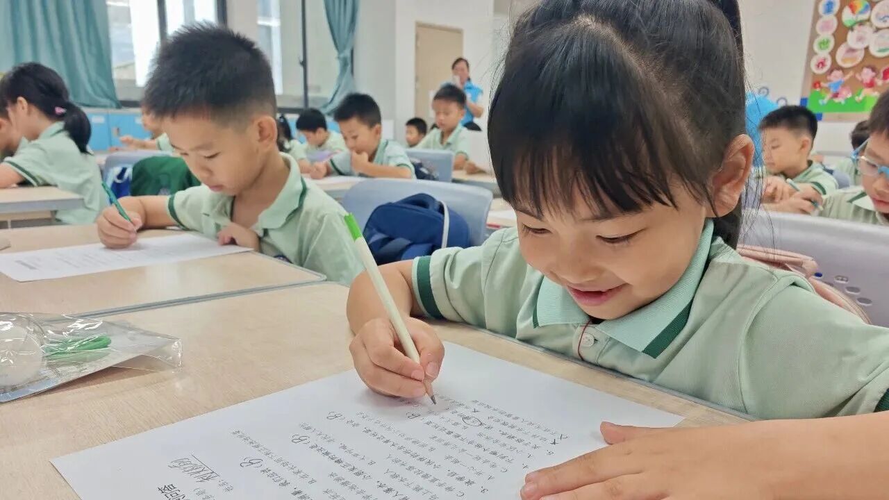 暑期防溺水怎么讲才管用？高明这支志愿队做了示范