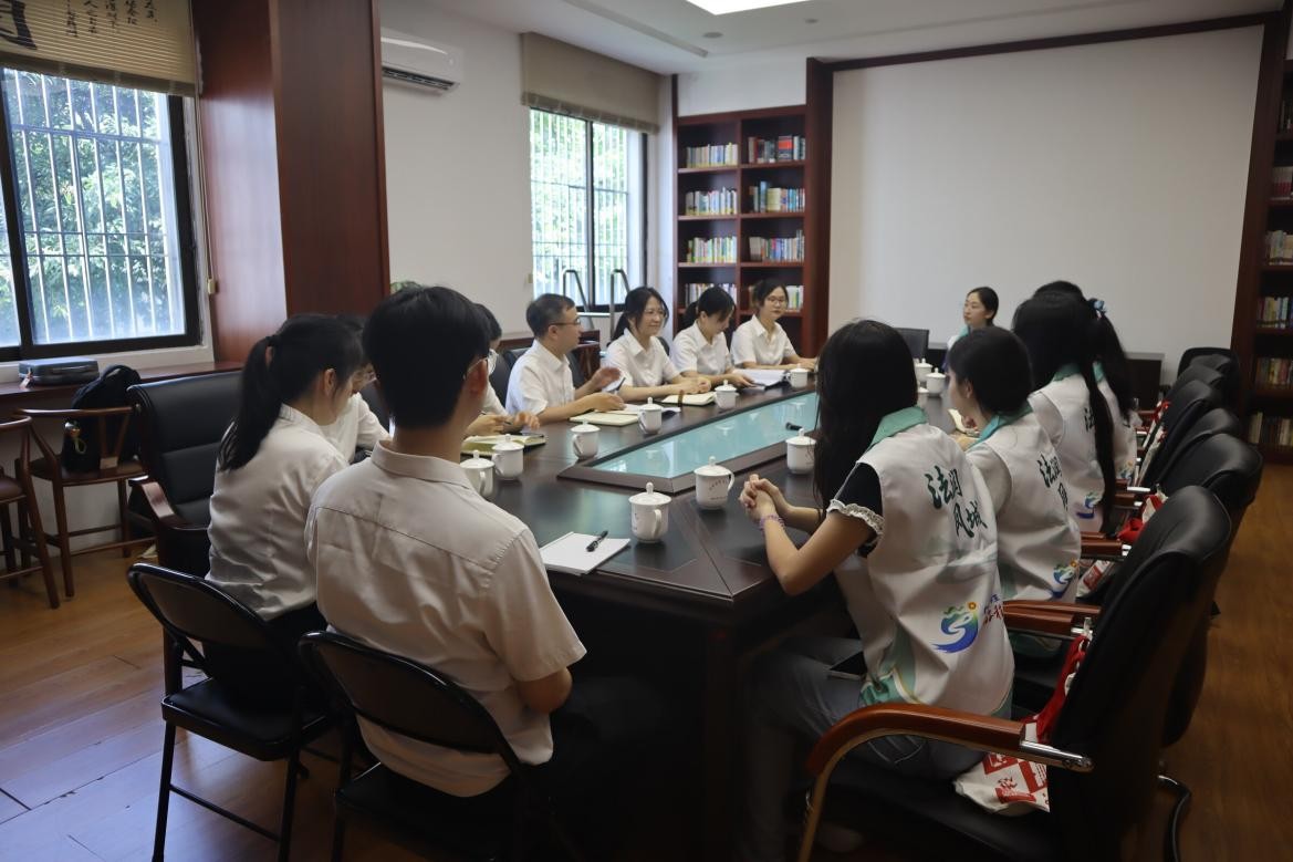 佛山大学法学院&ldquo;法润凤城&rdquo;实践队|沉浸式法院座谈学习，佛大实践队员补齐司法实务短板