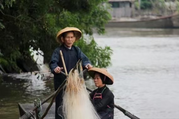 河涌传古调，咸歌唱水乡