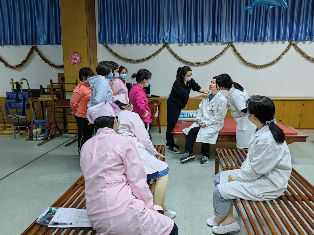 二十三年暖心守护，市社会福利院携手市第二人民医院为&ldquo;一老一小&rdquo;撑起健康伞