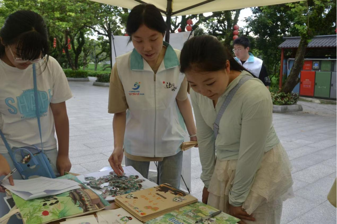 佛山大学&ldquo;法润凤城&rdquo;实践队｜摆摊传茶韵 非遗润古城