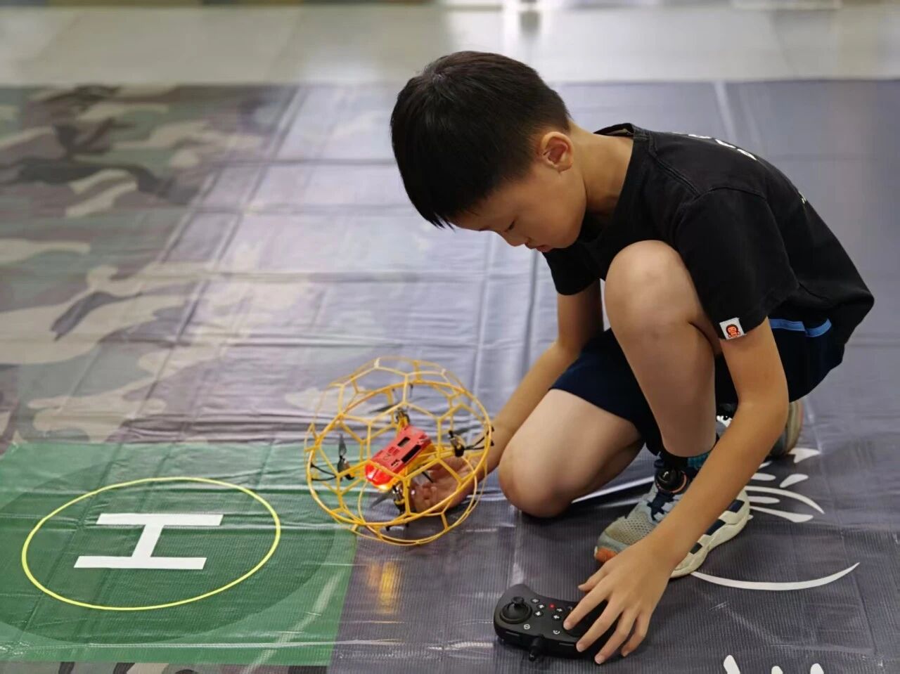 汗水淬炼少年国防梦，佛山学子苦练本领奔赴国赛舞台