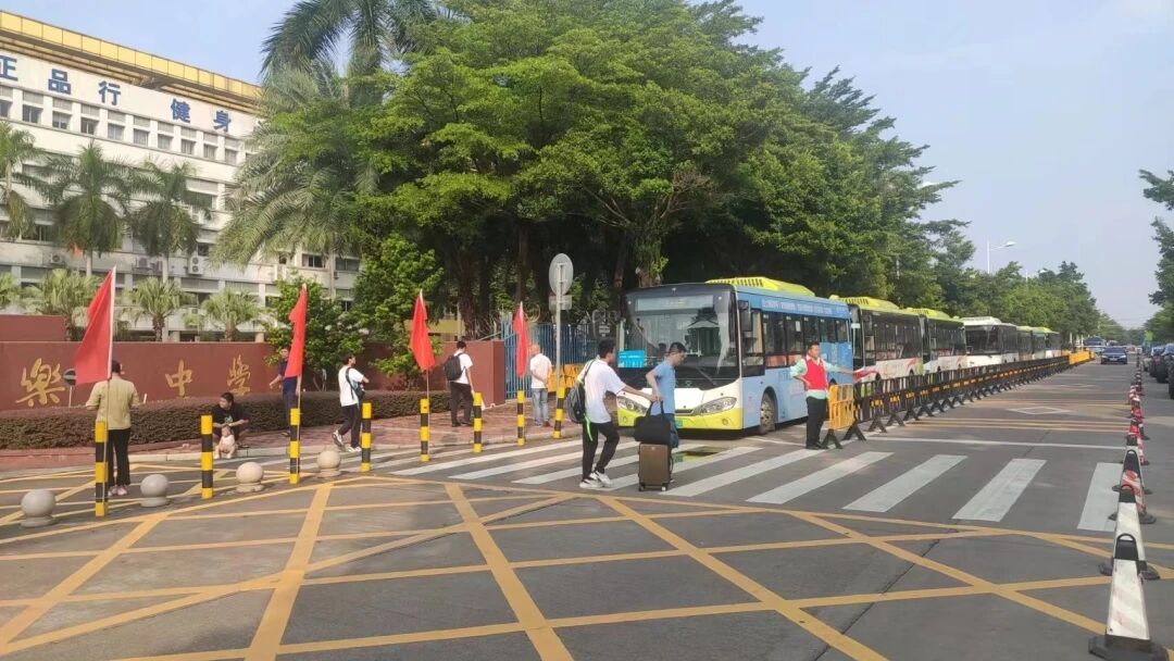 31条专线、3条地铁接驳线！顺德校园公交出行攻略&rarr;
