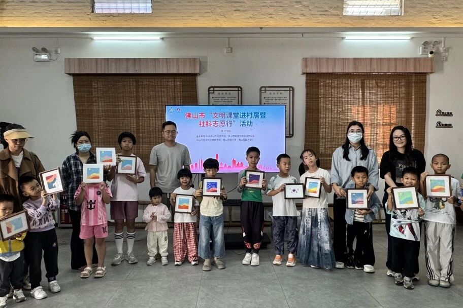 月桂小画家 彩棒绘童心&mdash;&mdash;月桂社区亲子油画棒涂鸦派对欢乐来袭