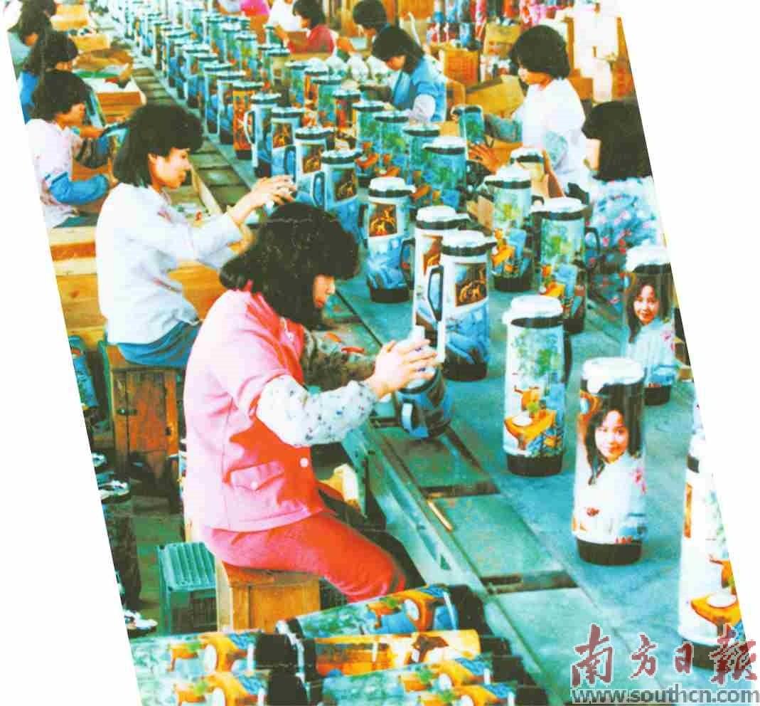 改革先行 天工人巧日争新
