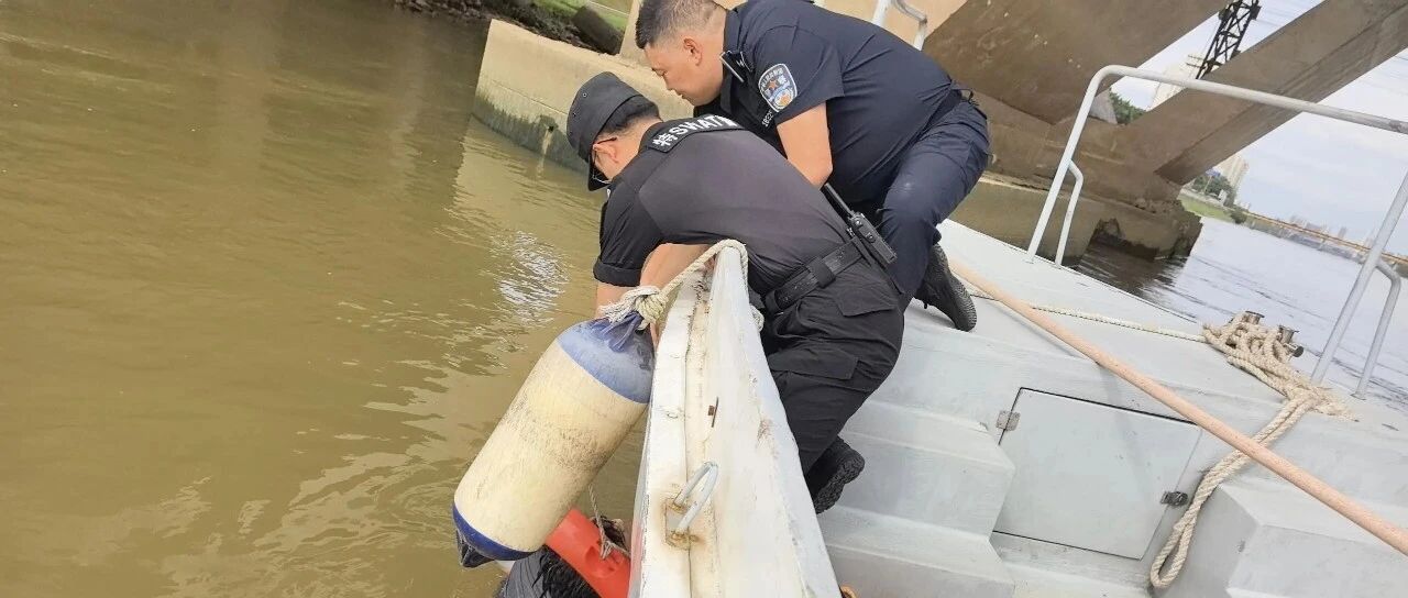 绝望时刻带来曙光！禅城水警&ldquo;全马力&rdquo;飞驰营救落水男子丨佛山政法先锋⑥