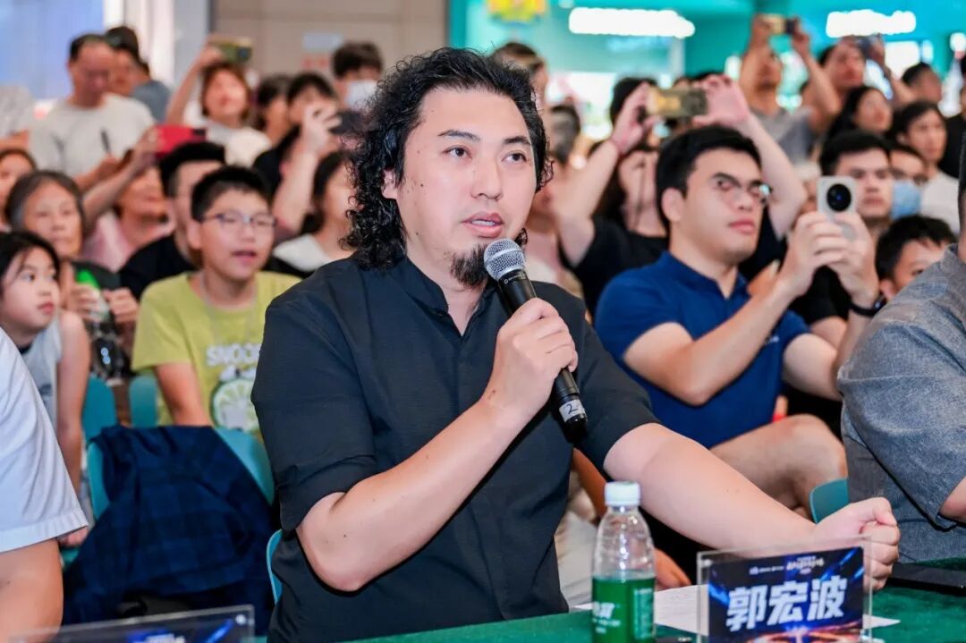 评委2.jpg