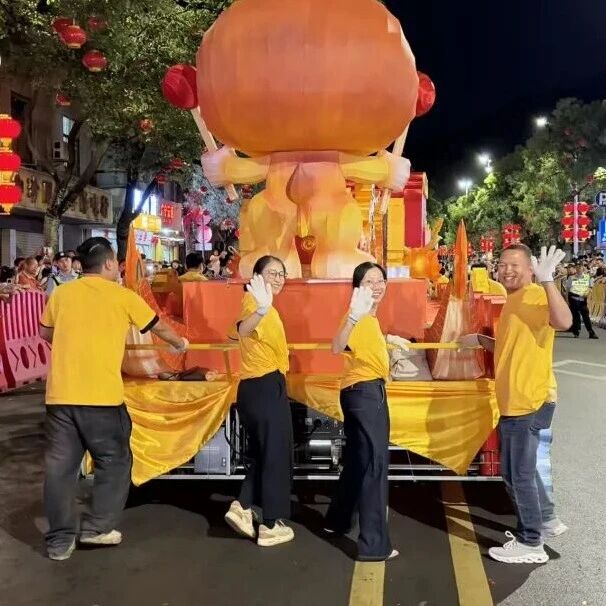 西樵这场秋色巡游，街坊既是观众，也是主角！